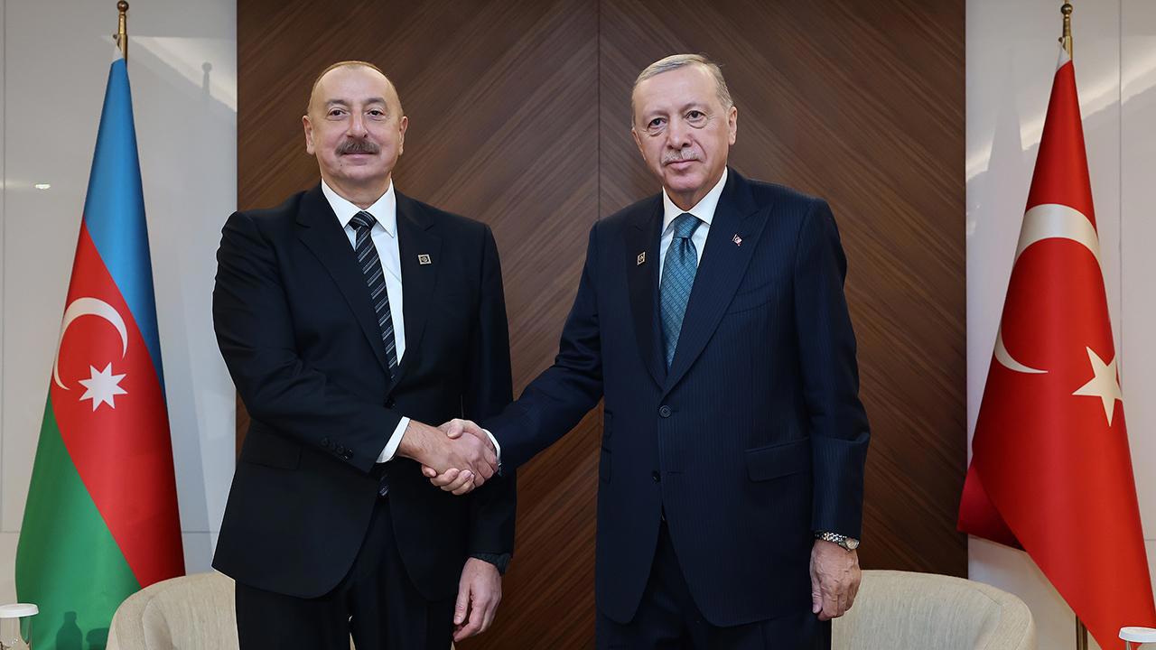 Cumhurbaşkanı Erdoğan, Aliyev ile Görüşme Gerçekleştirdi