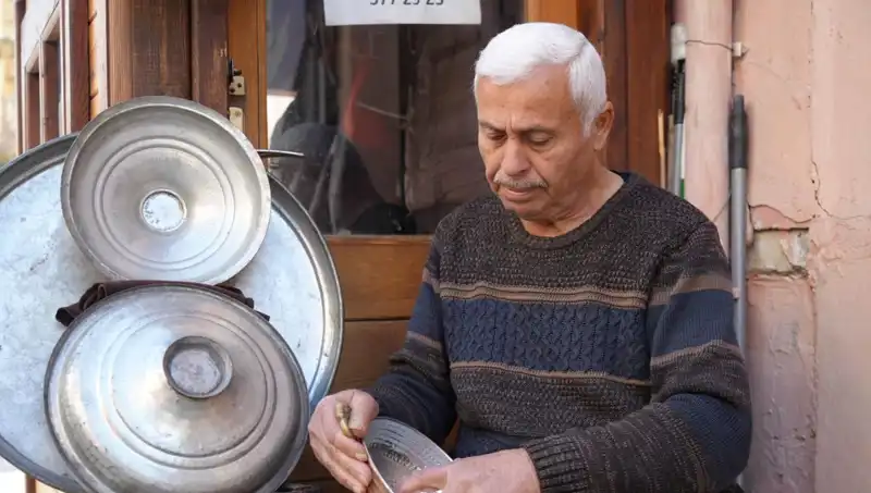 Zamana Yenik Düşen Meslekler: Unutulan Meslekler ve Gelecekleri