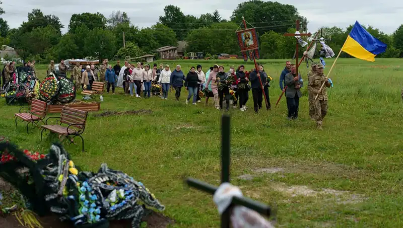 İngiliz Asker Ukrayna'da Hayatını Kaybetti: Savaşın Acı Gerçekleri