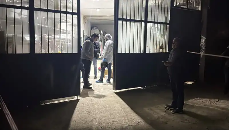 İş Yerinde Korkunç Cinayet: Battaniye ile Gizlemek Mi İstedi?