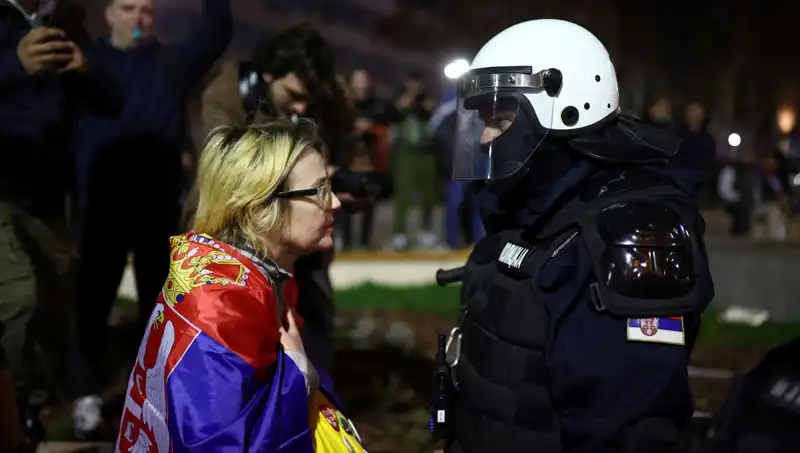 Sırbistan'da Protestolarda Yasaklı Sonik Silah Kullanımı: Muhalefet AİHM'e Gidiyor