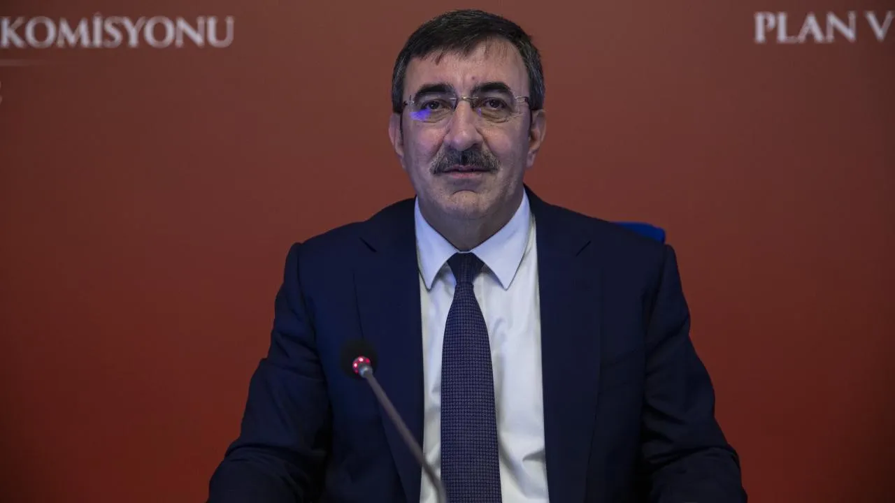 Cumhurbaşkanlığı Görevine Cevdet Yılmaz Vekalet Edecek: Kritik Dönem İçin Hazır