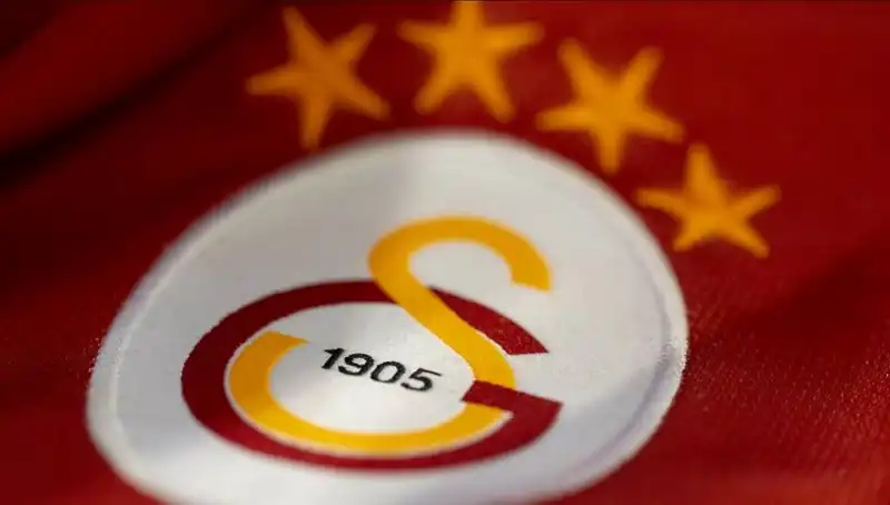Galatasaray'da Kritik Divan Kurulu Toplantısı: Gelecek İçin Neler Konuşulacak?
