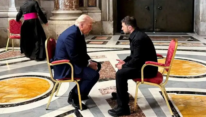 Zelenski, Trump ile En İyi Görüşmesini Vatikan'da Yaptı!