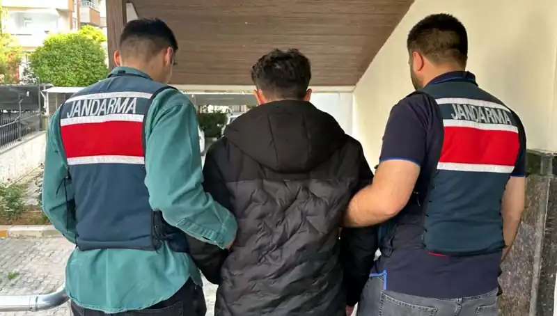 Türkiye’de Dolandırıcılık Çetesi Çökertildi: 35 Kişi Tutuklandı