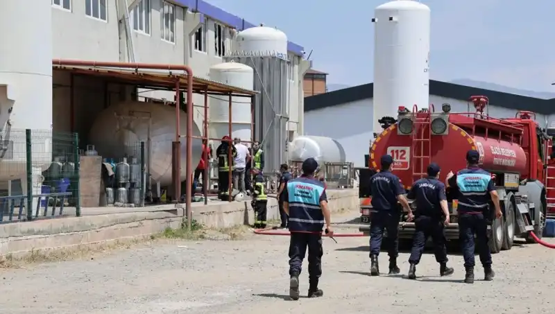 Elazığ'daki Gaz Dolum Tesisinde Korkutan Patlama! Detaylar Ortaya Çıkıyor