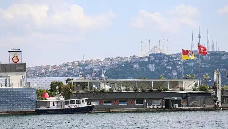 15 Yıl Sonra Dava Sonuçlandı: 2. Abdülhamid’in Mirasçıları Galatasaray Adası’nı Talep Ediyor