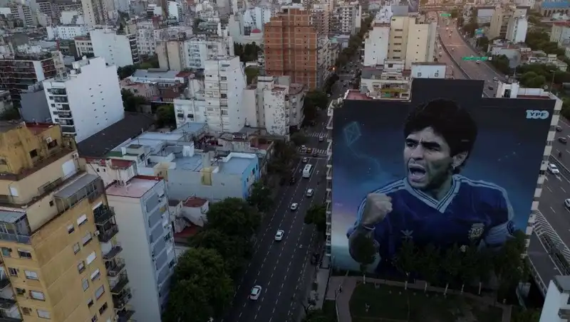 Maradona’nın Ölümü: İhmal mi Cinayet mi? 7 Sağlık Çalışanı Yargılanacak