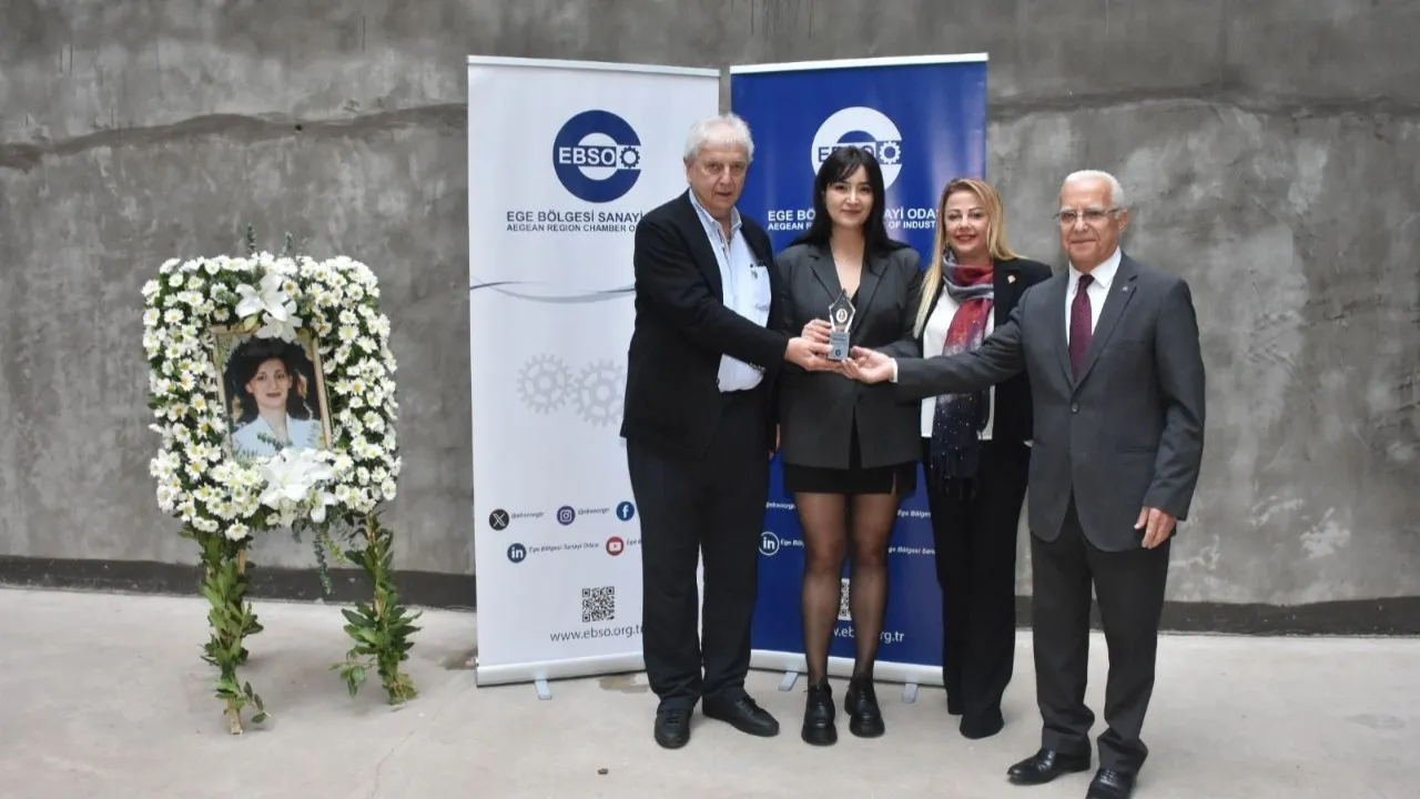 Muhabirimiz Duygu Göksu, Aytaç Sefiloğlu Ekonomi Gazeteciliği Ödülü’nü Aldı