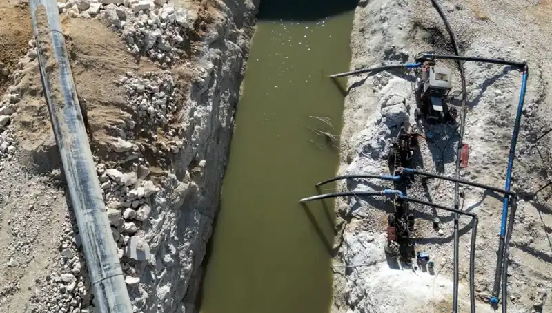 Karaman'da Musluk Suyuna Petrol Sızıntısı: Şoke Eden Gelişmeler