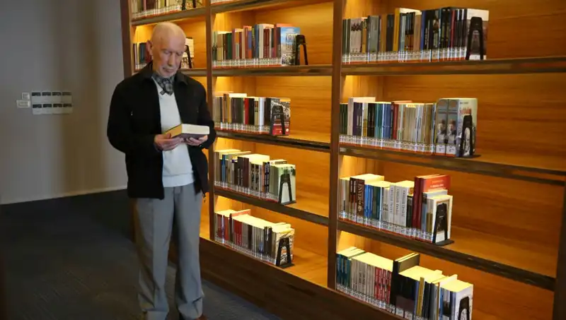 71 Yıldır Soluksuz Okuyan Bir Okur: Kitap Tutkusu Değişim ve Büyüme Hikayesi