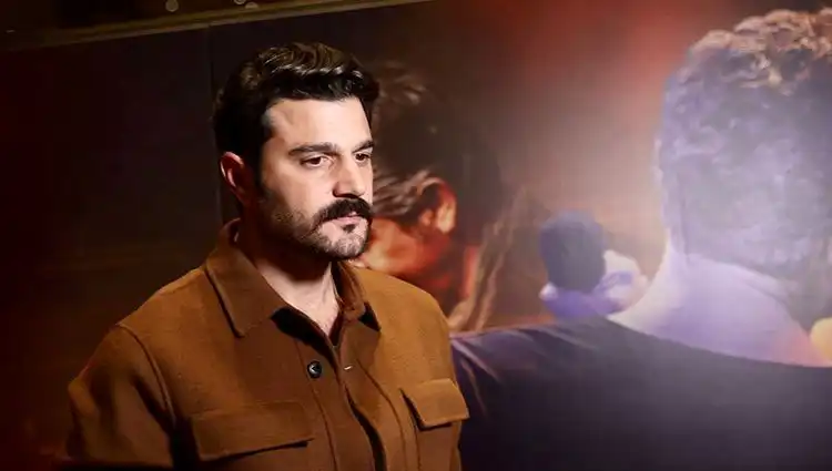 Murat Göğebakan: Kalbim Yaralı Dizisinin Büyüleyici Oyuncu Kadrosu Açıklandı