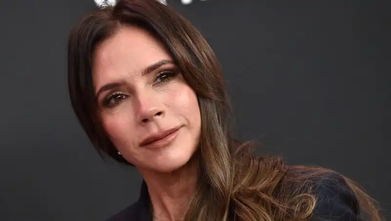 Victoria Beckham'ın Gençlik Sırrı: Günde 3-4 Adet Tüketiyor