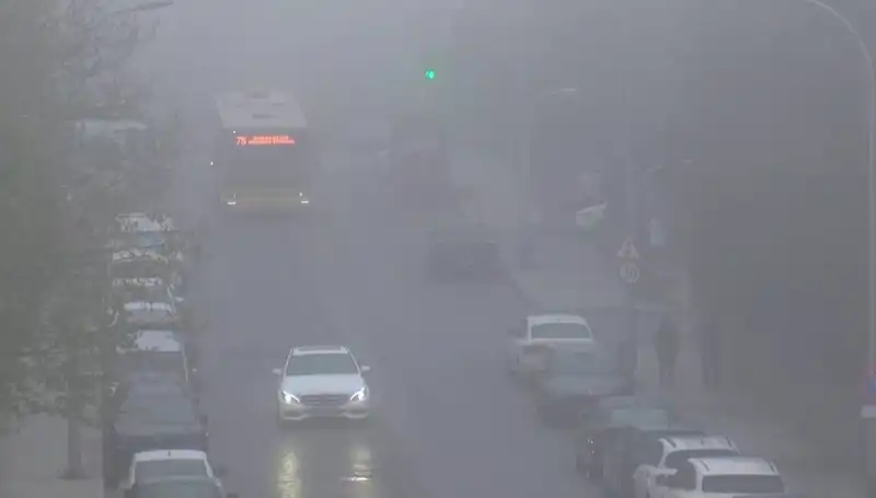 İstanbul'da Görüş Mesafesini Kısıtlayan Sis Olayı Yaşanıyor