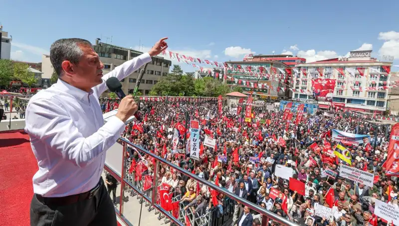Özgür Özel’den Çarpıcı Açıklama: Örgütün Silah Bırakması Destekleniyor