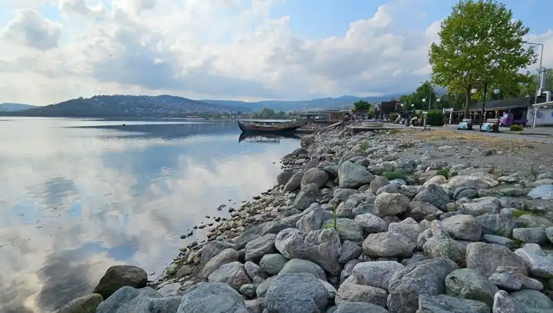 Sapanca Gölü'nde Su Seviyesi Düşerken Doğa ve Ekosistem Nasıl Etkileniyor?