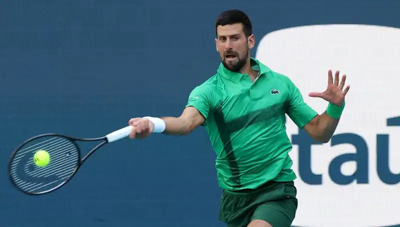 Djokovic, Teniste Yeni Rekorlarla Zirveye Tırmanıyor