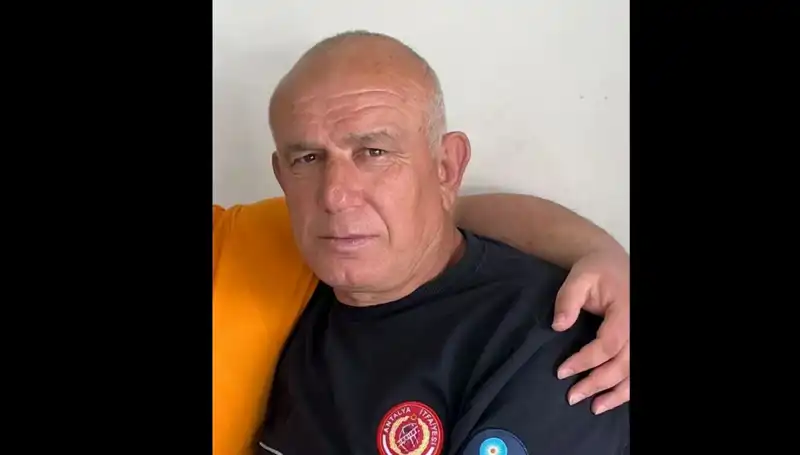 İtfaiyeci, Topladığı Mantarların Çiğ Yenmesi Nedeniyle Hayatını Kaybetti
