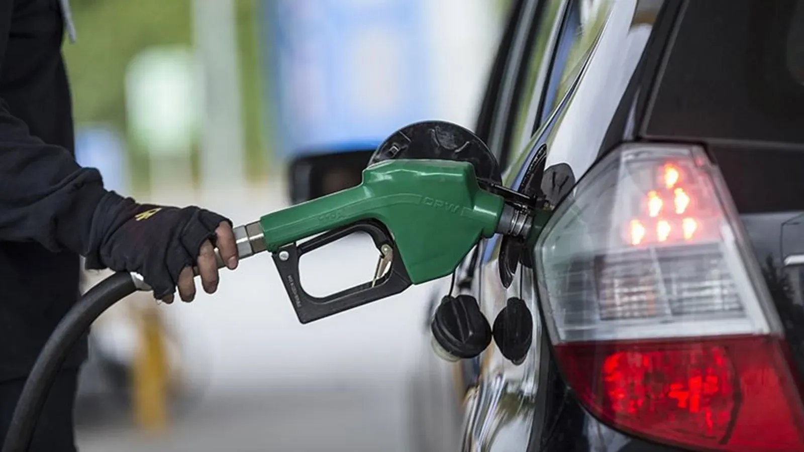 Akaryakıta Zam Geldi: 14 Ekim 2024 Benzin, Motorin ve LPG Fiyatları Açıklandı