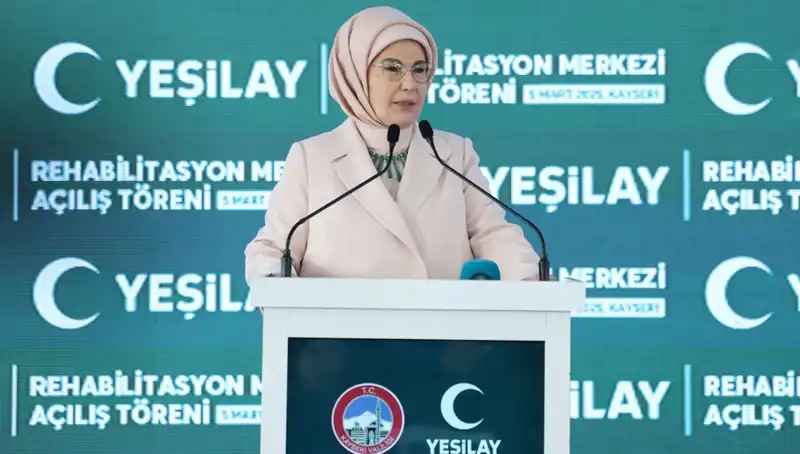 Emine Erdoğan'dan Bağımlılıkla Mücadele İçin Cesur Çıkış: Geleceğimizi Kurtaralım!
