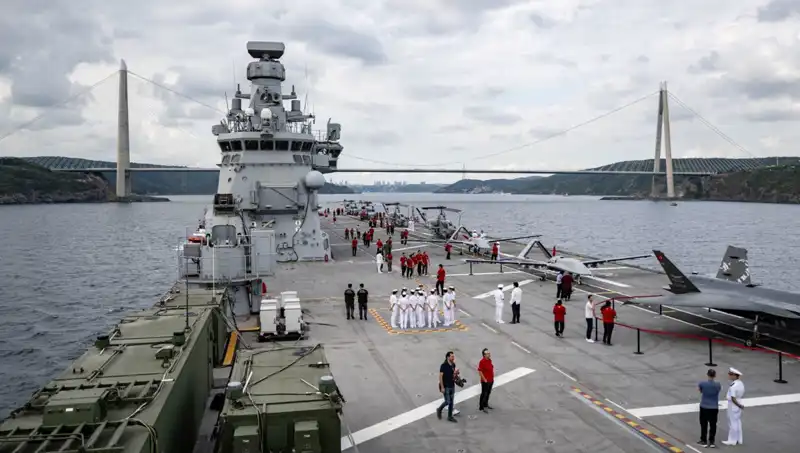 TCG Anadolu, Tarihi Sarayburnu'ndan Ayrıldığında Neler Yaşandı?