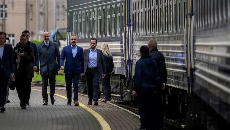 Dışişleri Bakanı Fidan’ın Ukrayna Ziyareti: Yeni Diplomatik Adımlar Neler?
