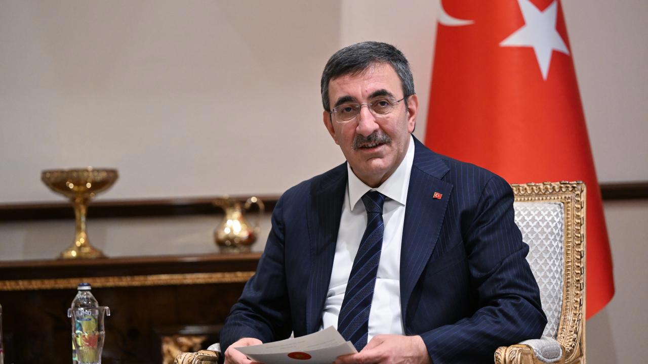 Cumhurbaşkanı Yardımcısı Yılmaz'dan genç çiftlere maddi destek müjdesi