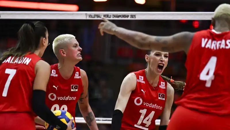 Türkiye-Japonya Voleybol Maçı: Filenin Sultanları Galibiyet İçin Savaşacak!