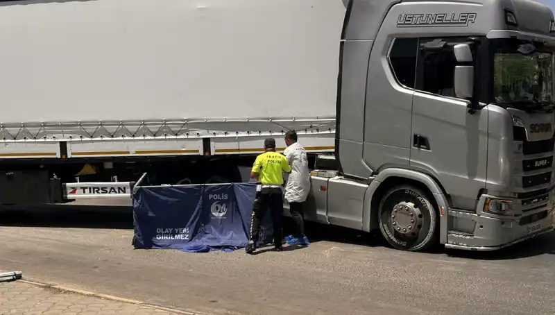 Gaziantep'te Üzücü Bir TIR Kazası: İki Can Hayatını Kaybetti