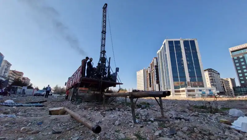 Galeria Sitesi'nde İlk Kazma Vuruldu: Geçmişin Gölgesi Yeniden Gün Yüzüne Çıkıyor