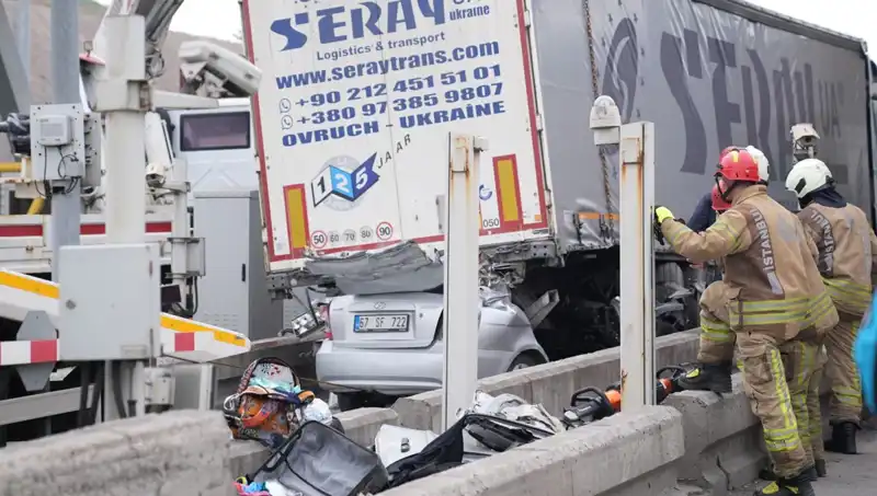 Bayram Tatilinde Yolda 72 Can Kaybı: Trafik Kazalarında Artış