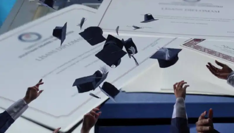 Sahte Diploma Davası: Tamamen Kandırıcılık mı, Yoksa Sistemsel Bir Fail mi?