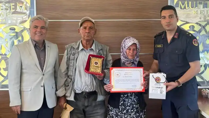 Yürekleri Isıtan Hikaye: Tek Eviyle Jandarmaya Bağışta Bulundular