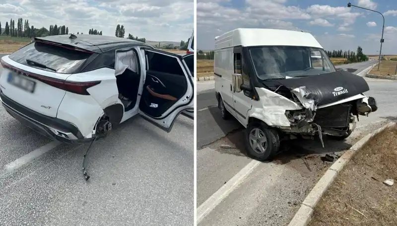 Çorum’da Kafa Kafaya Çarpışan Araçların Dramı: Detaylar ve Son Gelişmeler