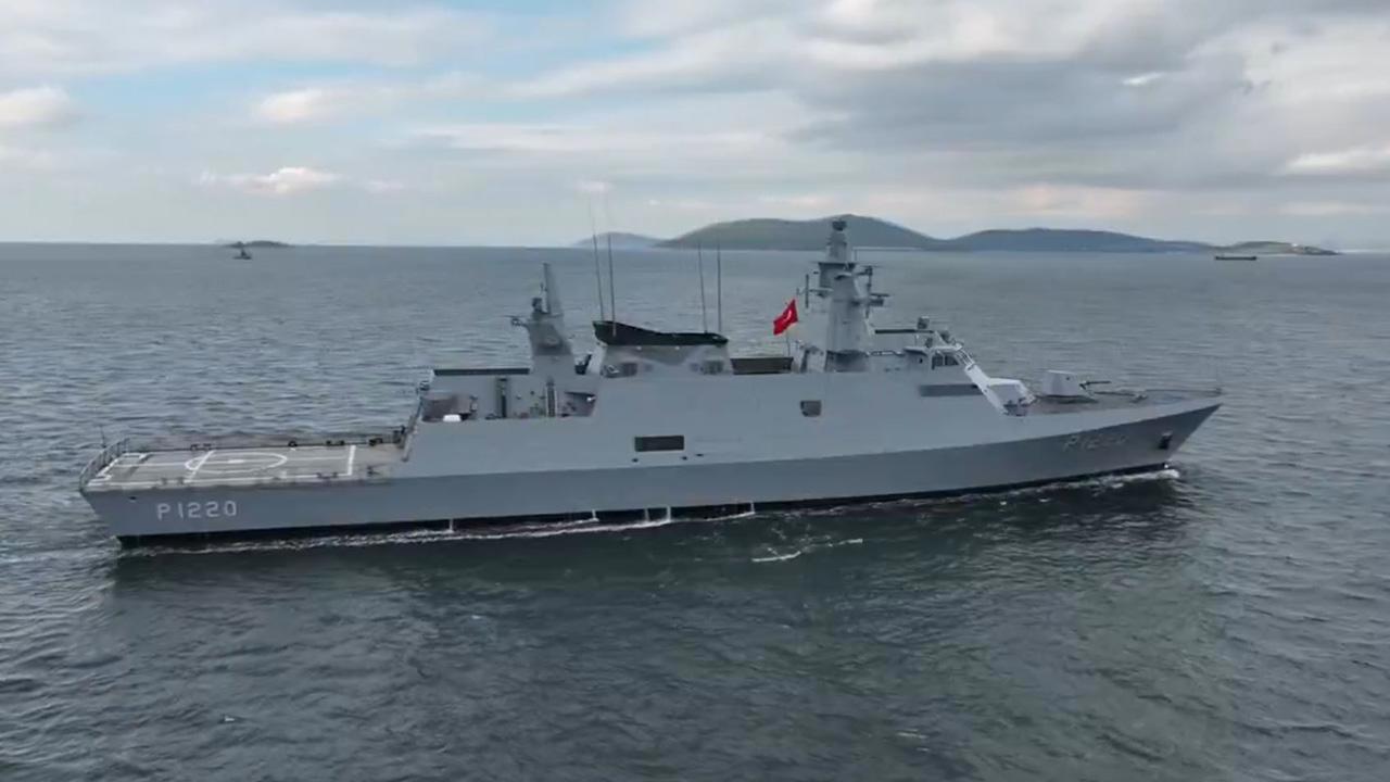 TCG AKHİSAR Denizde