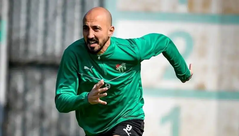 Milli Futbolcunun Kariyerinde Yeni Bir Dönem: 2. Lig Hesapları